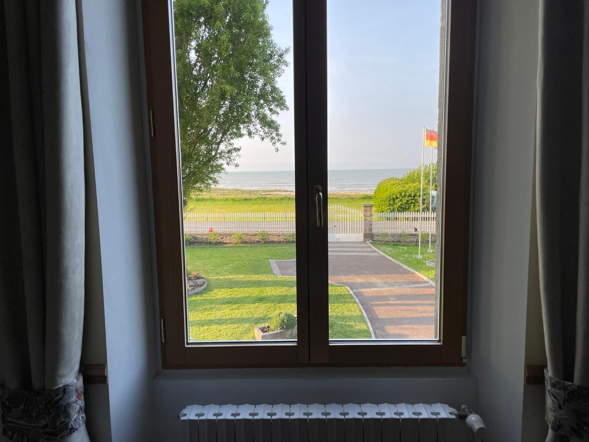 La Salmoniere Le Vivier-sur-Mer Exterior foto